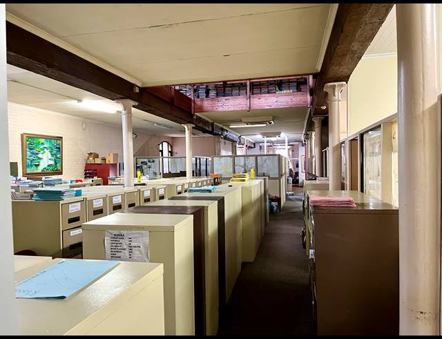 900M² BUILDING FOR SALE IN GQEBERHA CENTRAL